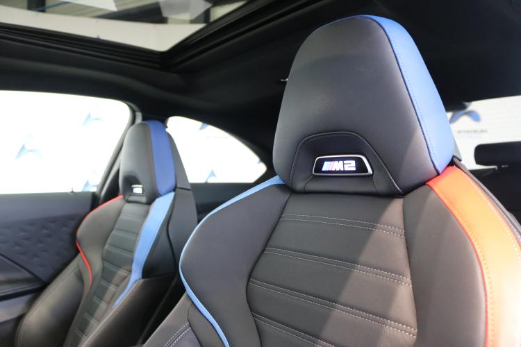 M2 Steptronic
