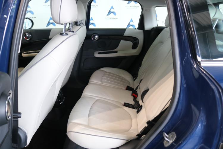 Countryman Cooper S E ALL4 Steptronic