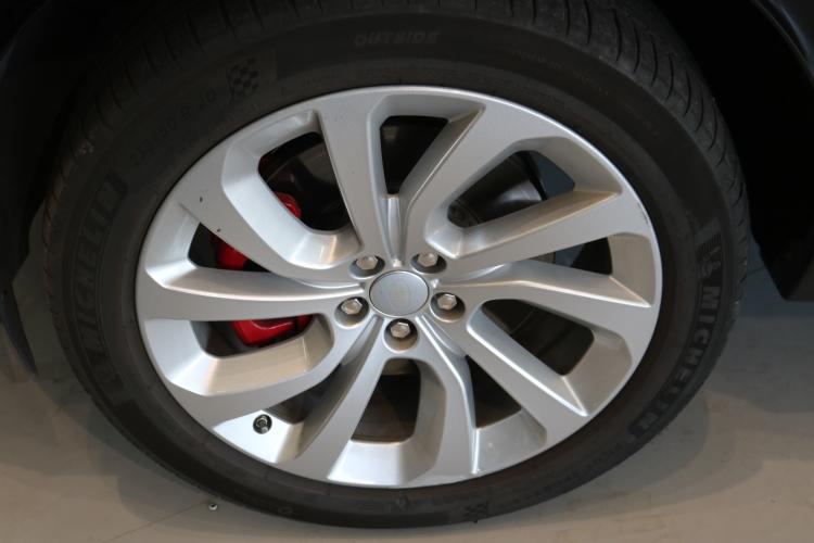 Discovery Sport R Dyn P250 2.0 Si4 MHEV Base AT9